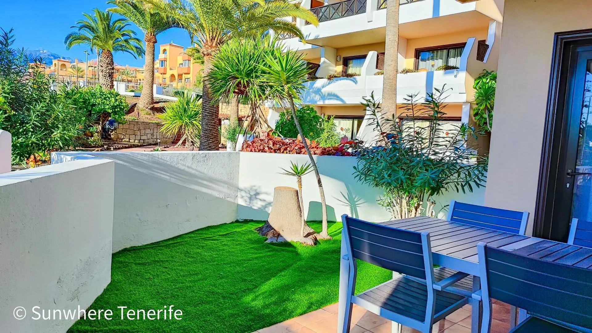 Spacious Apartment With Private Garden In Tenerife South San Miguel de Abona